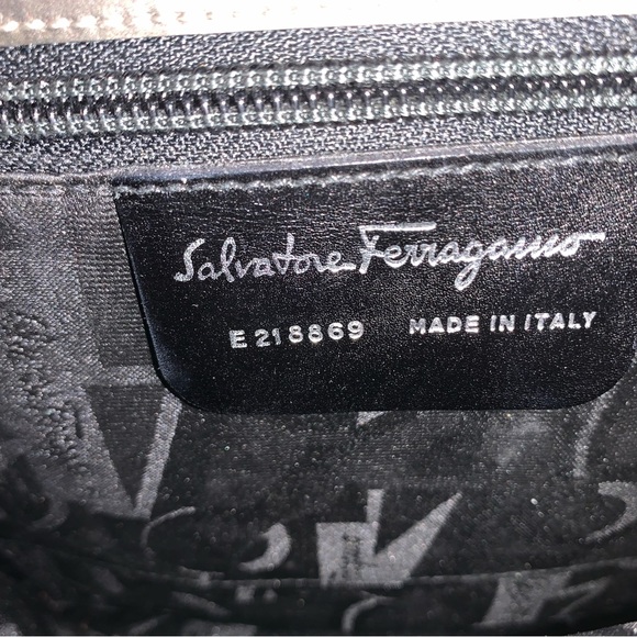 Salvatore Ferragamo Gancini Vintage gray top handle bag - Picture 3 of 11